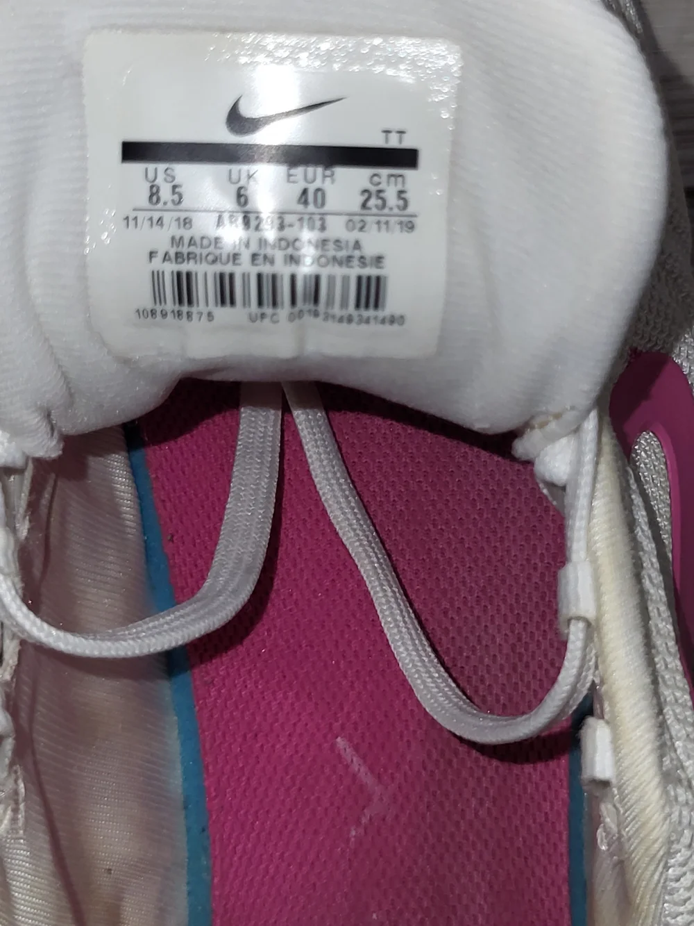 ✔️ Women's White & Pink Nike Air Max 720